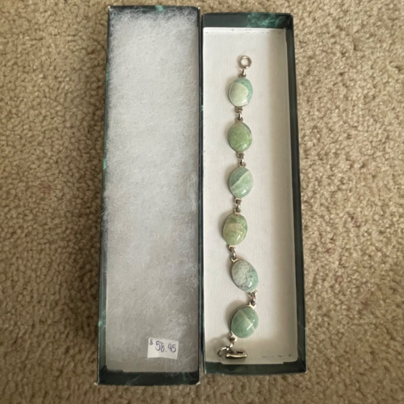 Quartz Braclet - Picture 2 of 2